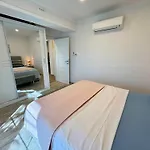 In 53742 아파트 *