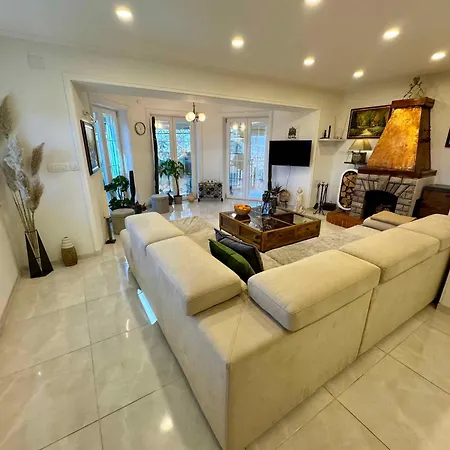Apartman In 53742