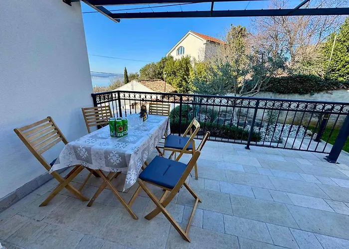 Apartament In 53742 Crikvenica